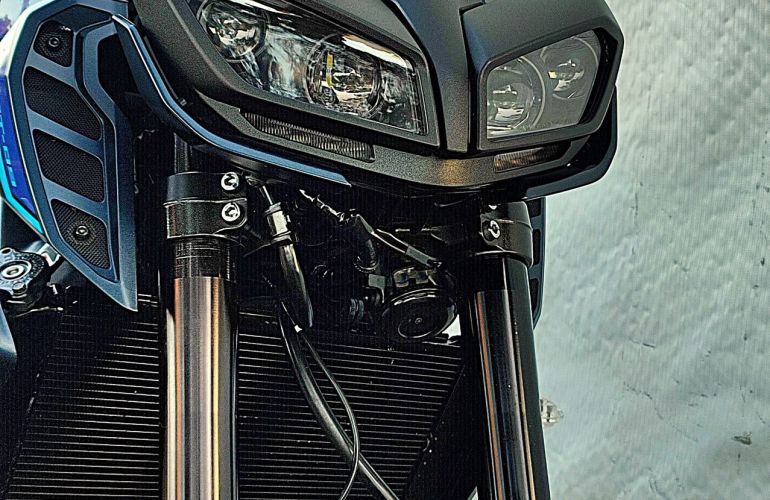 Yamaha MT 09 - Foto #8