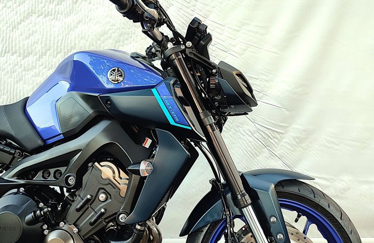 Yamaha MT 09 - Foto #9
