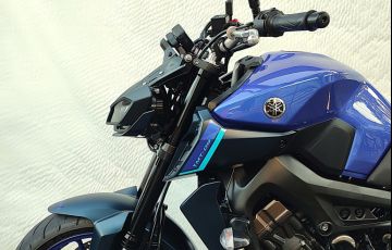Yamaha MT 09 - Foto #10