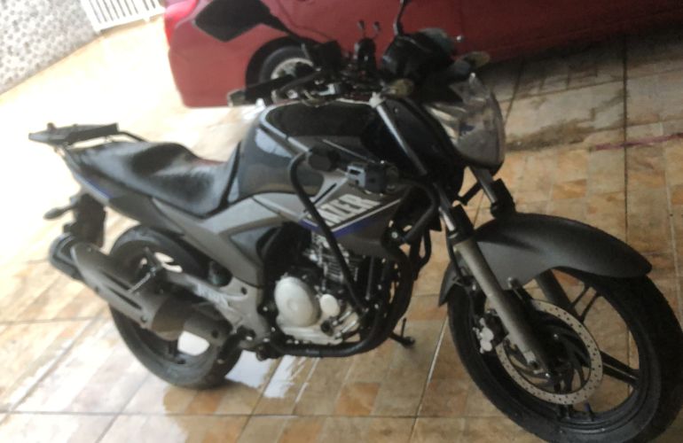 Yamaha YS 250 Fazer - Foto #2