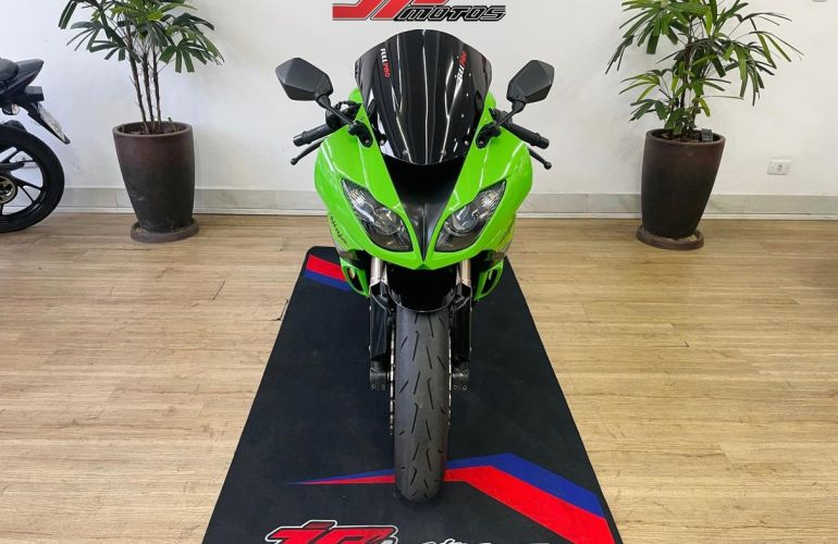 Kawasaki Ninja Zx 6R (600cc) - Foto #4