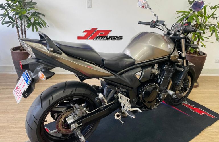 Suzuki Bandit 1250 - Foto #3