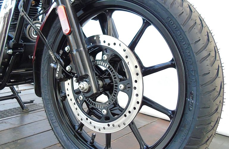 Royal Enfield Meteor 350 - Foto #7