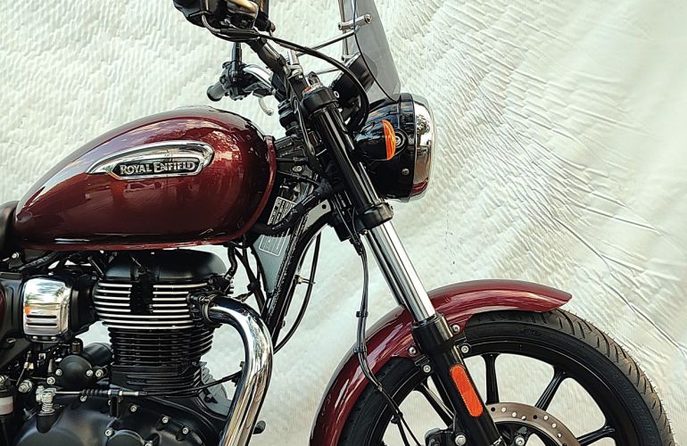 Royal Enfield Meteor 350 - Foto #9