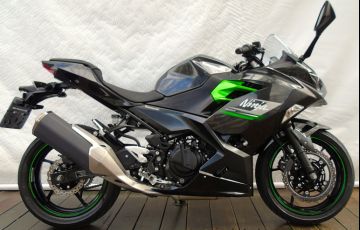 Kawasaki Ninja 400