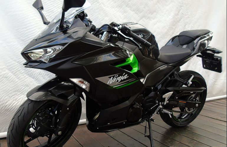 Kawasaki Ninja 400 - Foto #3