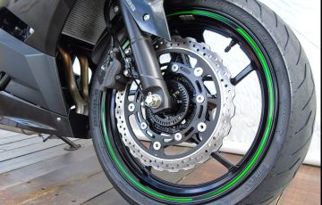 Kawasaki Ninja 400 - Foto #7