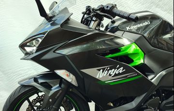 Kawasaki Ninja 400 - Foto #10
