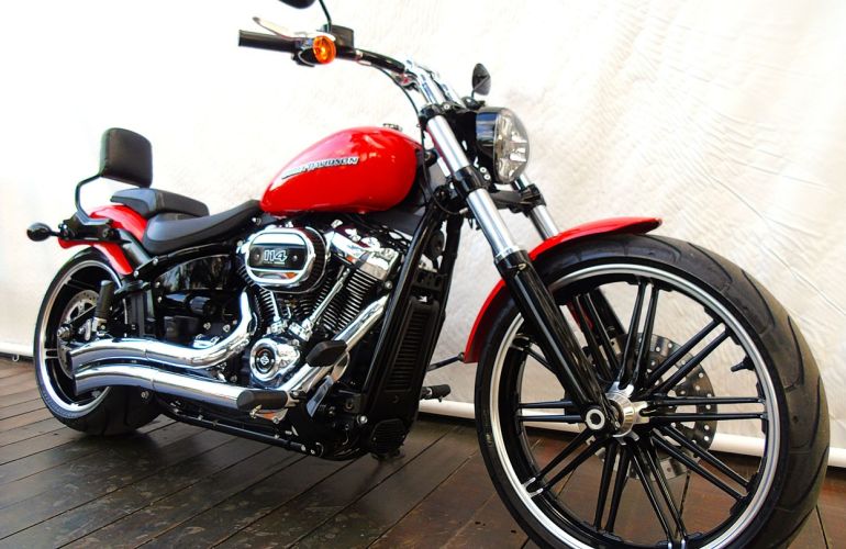 Harley-Davidson Softail Breakout 114 - Foto #2