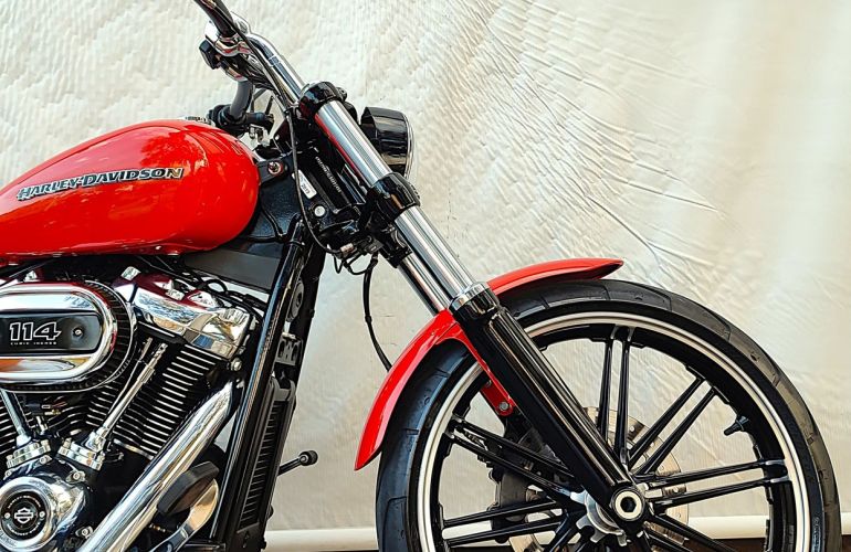 Harley-Davidson Softail Breakout 114 - Foto #9