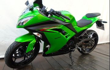 Kawasaki Ninja 300 - Foto #3