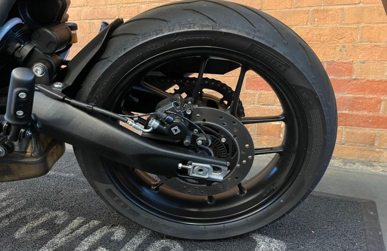 Triumph Speed 400 - Foto #10