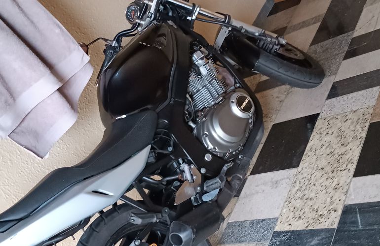Suzuki Gs 500 E - Foto #2