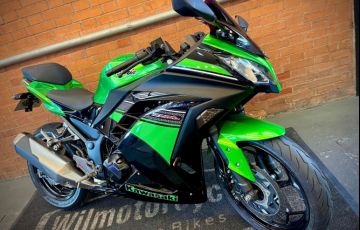 Kawasaki Ninja 300 - Foto #4