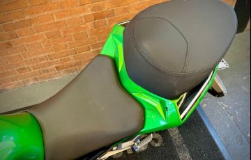 Kawasaki Ninja 300 - Foto #10