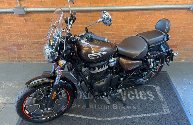 Royal Enfield Meteor 350 Supernova - Foto #2