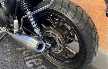 Triumph Street Twin - Foto #10