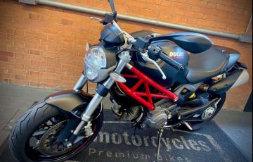 Ducati Monster 796 - Foto #4