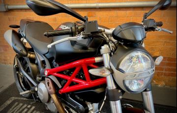 Ducati Monster 796 - Foto #10
