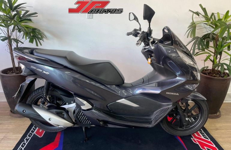 Honda Pcx 150 DLX - Foto #3