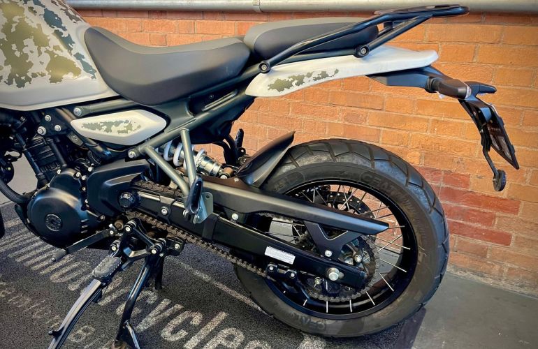 Royal Enfield Himalayan - Foto #6
