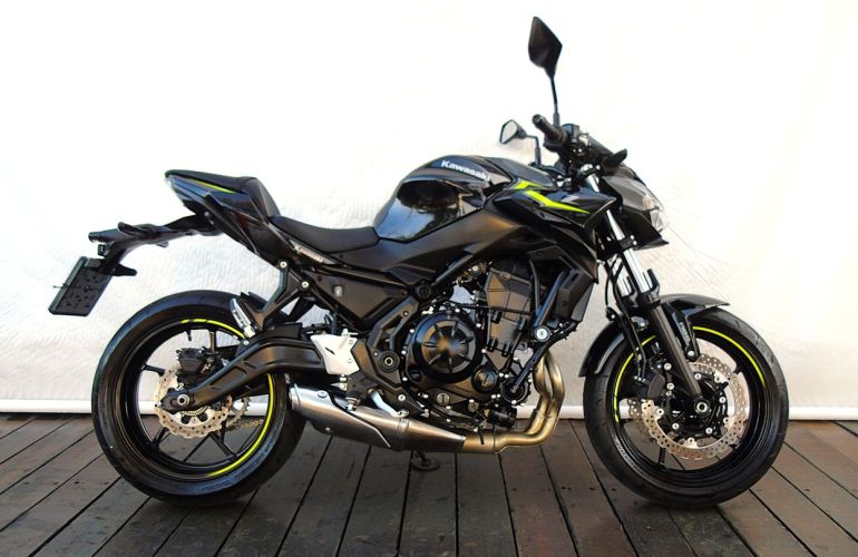 Kawasaki Z 650 (ABS) - Foto #1