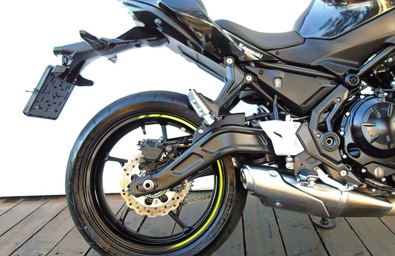 Kawasaki Z 650 (ABS) - Foto #4