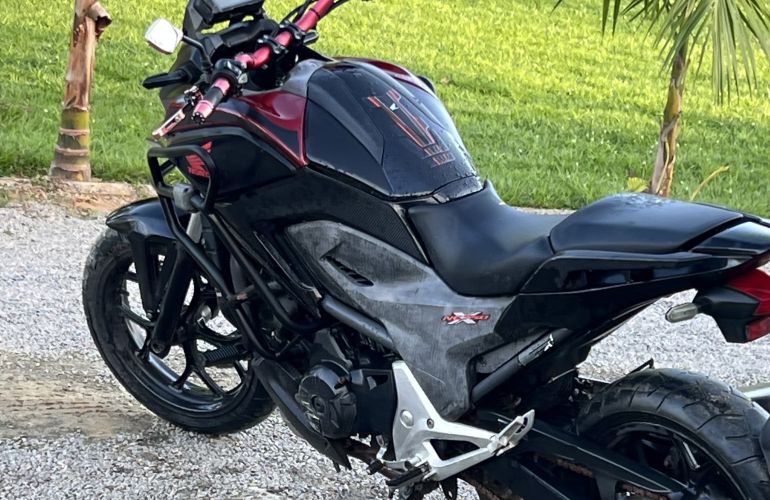 Honda NC 750X (ABS) - Foto #4