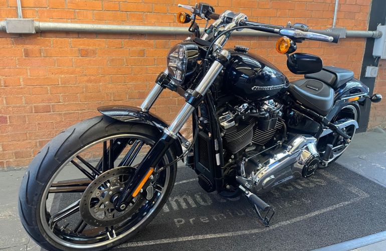 Harley-Davidson Softail Breakout 114 - Foto #9