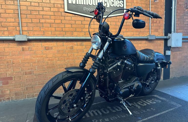 Harley-Davidson Sportster Xl 883 N Iron - Foto #2