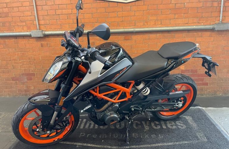 KTM Duke 390 Abs - Foto #2
