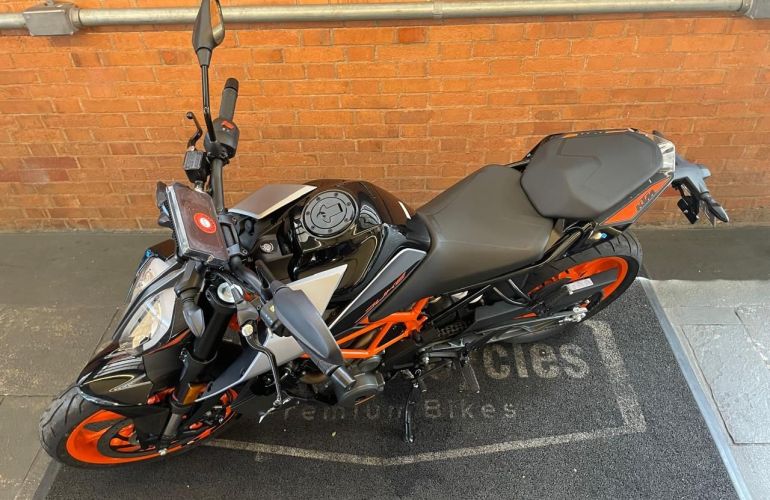 KTM Duke 390 Abs - Foto #4