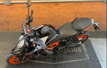 KTM Duke 390 Abs - Foto #4