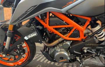KTM Duke 390 Abs - Foto #5