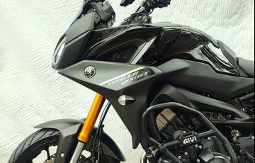 Yamaha MT 09 Tracer - Foto #10
