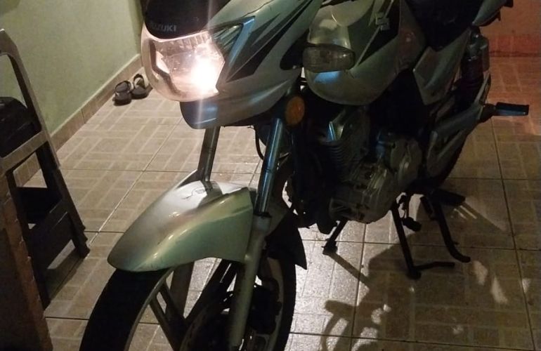 Suzuki Gsr 125 - Foto #4