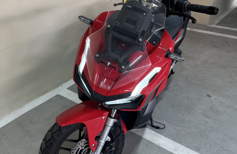 Honda ADV 150 - Foto #1