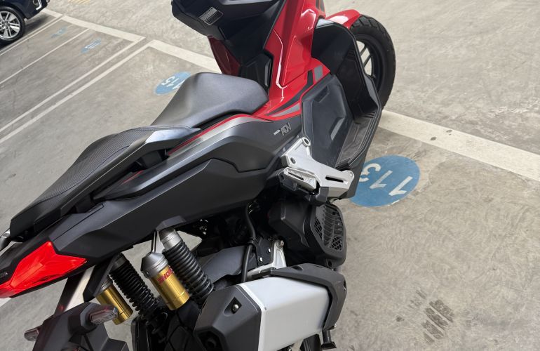 Honda ADV 150 - Foto #10