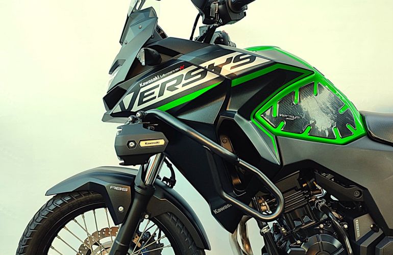 Kawasaki Versys-X 300 Tourer (ABS) - Foto #10