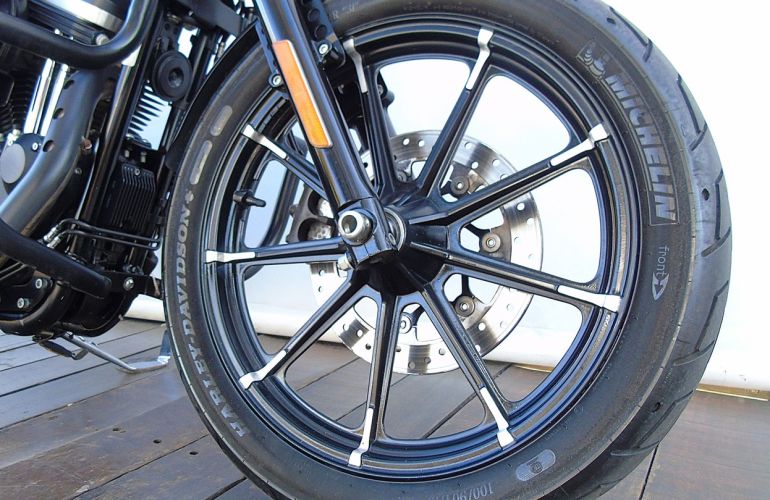 Harley-Davidson Sportster Xl 883 N Iron - Foto #7