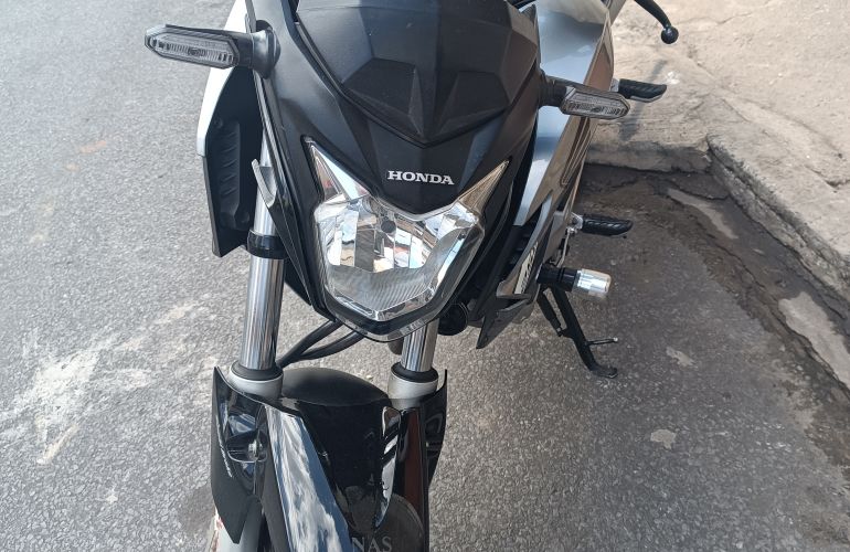 Honda Twister (ABS) - Foto #3