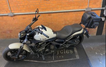 Kawasaki Vulcan S - Foto #2