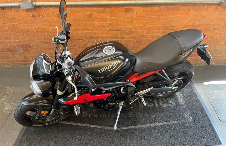 Triumph Street Triple 675 (ABS) - Foto #10