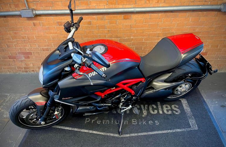 Ducati Diavel Carbon - Foto #3