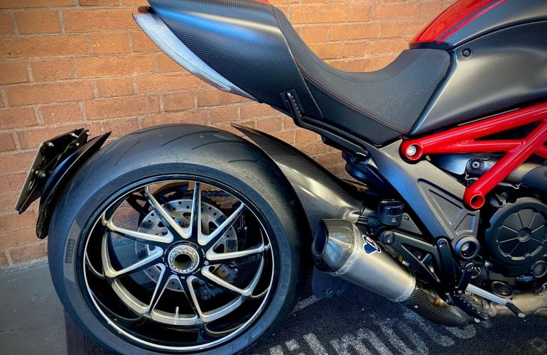 Ducati Diavel Carbon - Foto #6