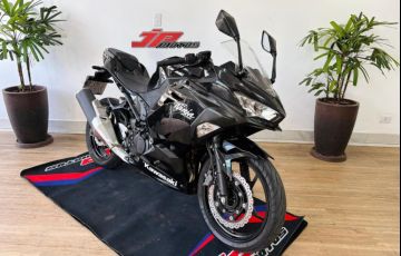 Kawasaki Ninja 400