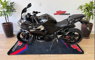 Kawasaki Ninja 400 - Foto #8