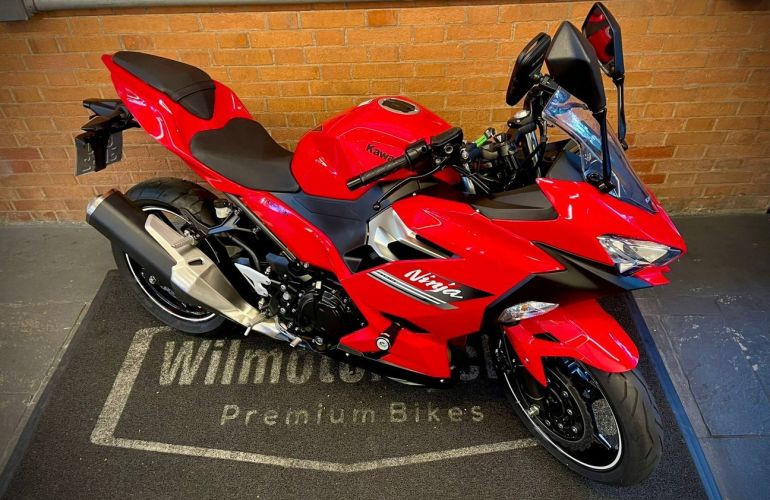 Kawasaki Ninja 400 - Foto #3
