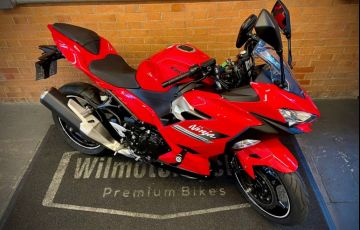 Kawasaki Ninja 400 - Foto #3