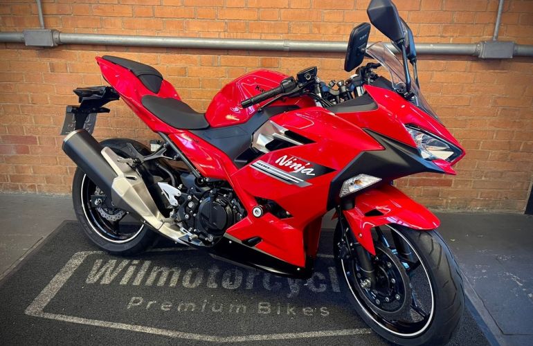 Kawasaki Ninja 400 - Foto #7